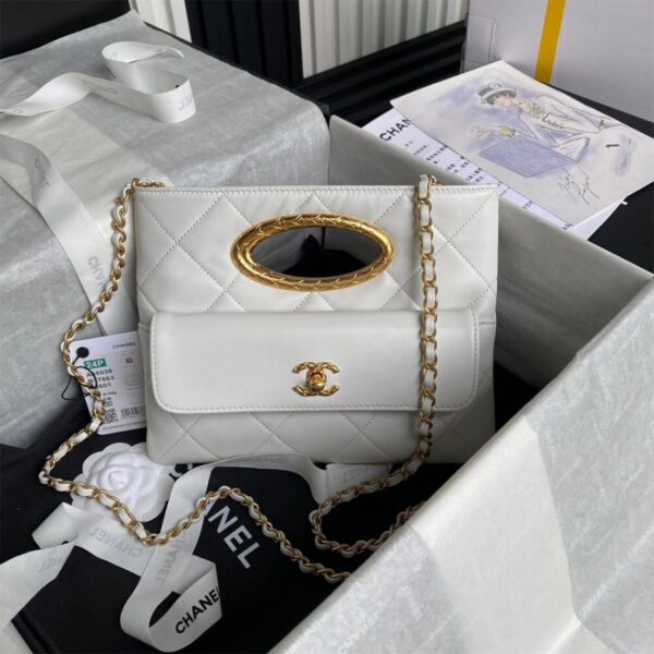 CHANEL Clutch - Image 2