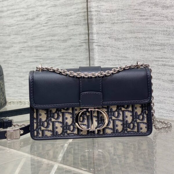 Dior 30 Montaigne East-West Bag with Chain - Image 2