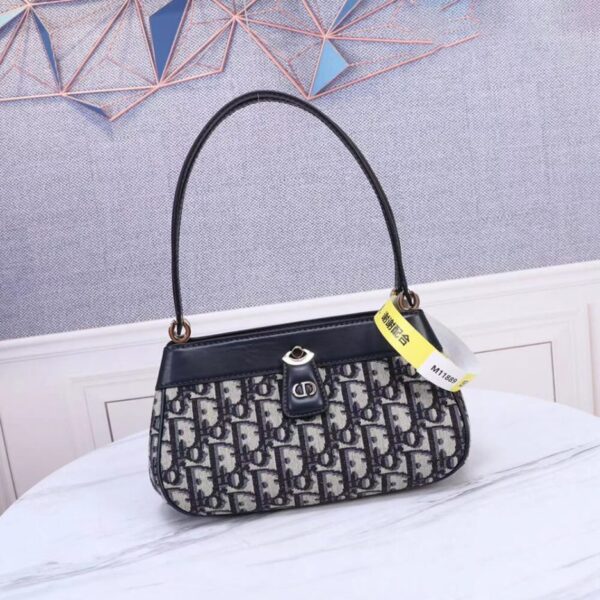 MEDIUM DIOR KEY BAG - Image 2
