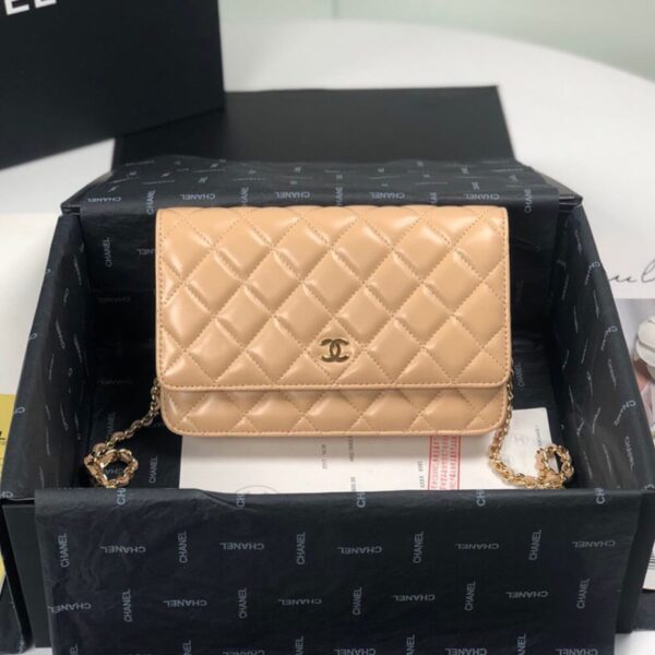 CHANEL WALLET ON CHAIN - Image 2