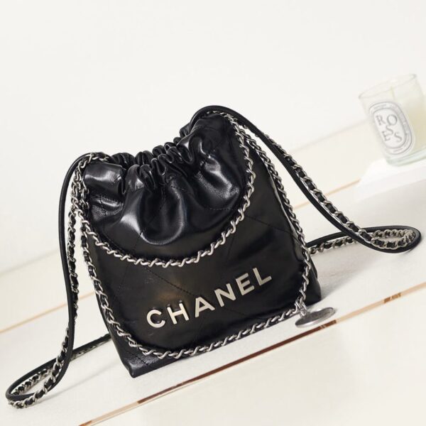 CHANEL 22 MINI HANDBAG - Image 2