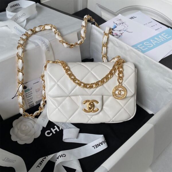 Chanel SMALL FLAP BAG - Image 2