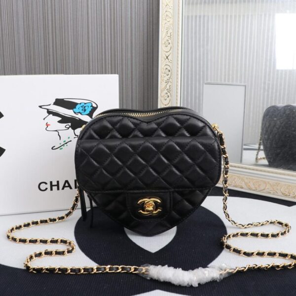 Chanel 22s Heart Bag - Image 2