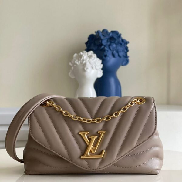 LV NEW WAVE CHAIN BAG - Image 2