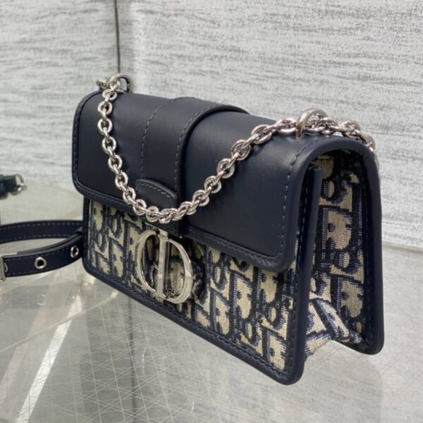 Dior 30 Montaigne East-West Bag with Chain - Image 3