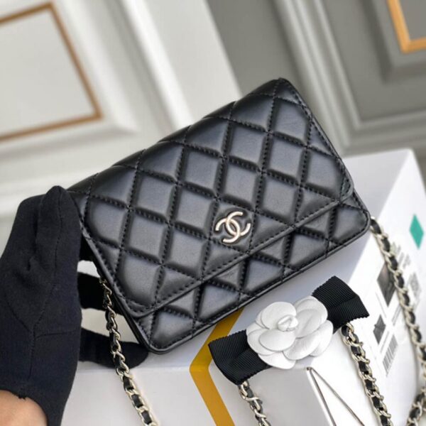 Chanel MINI WALLET ON CHAIN - Image 3