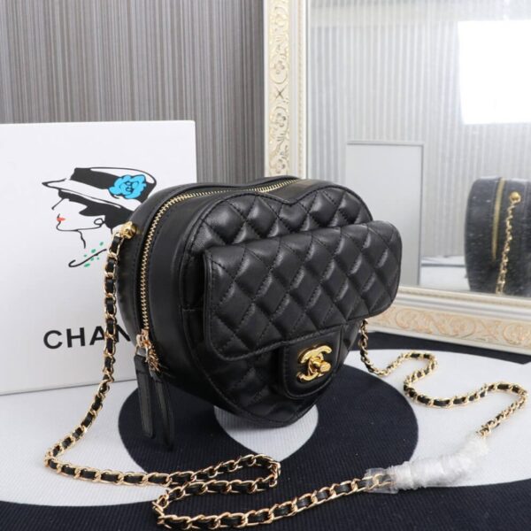Chanel 22s Heart Bag - Image 3