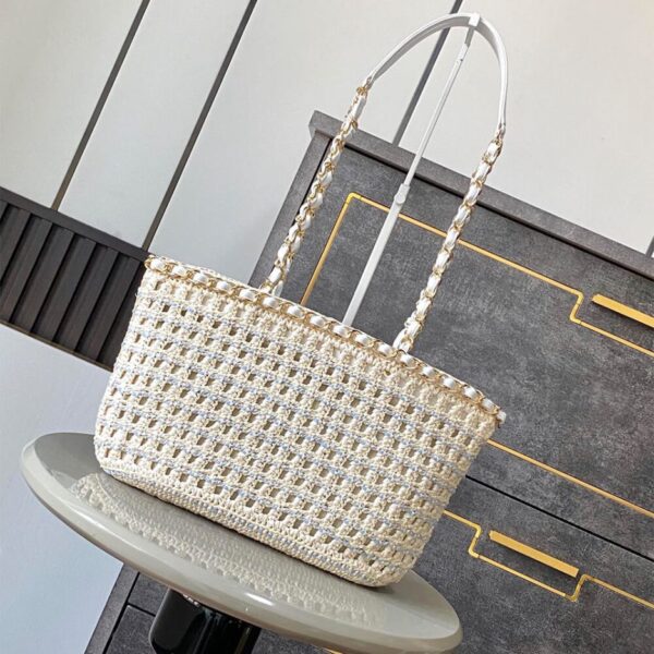 CHANEL Small Shopping Bag(high-end grade) - Image 4