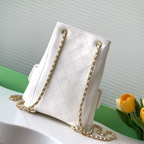 CHANEL Backpack(high-end grade) - Image 4