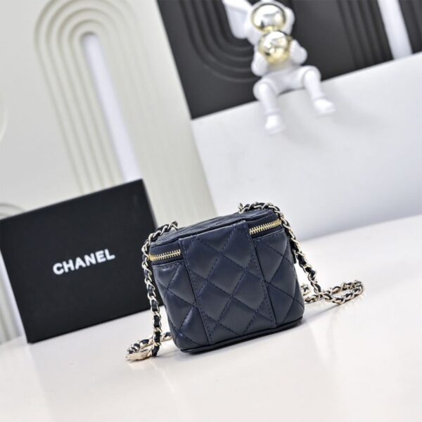 CHANEL Small Vanity with Chain(HIGH-END GRADE) - Image 4