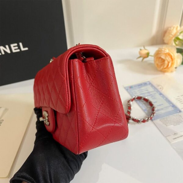 CHANEL MINI FLAP BAG - Image 4