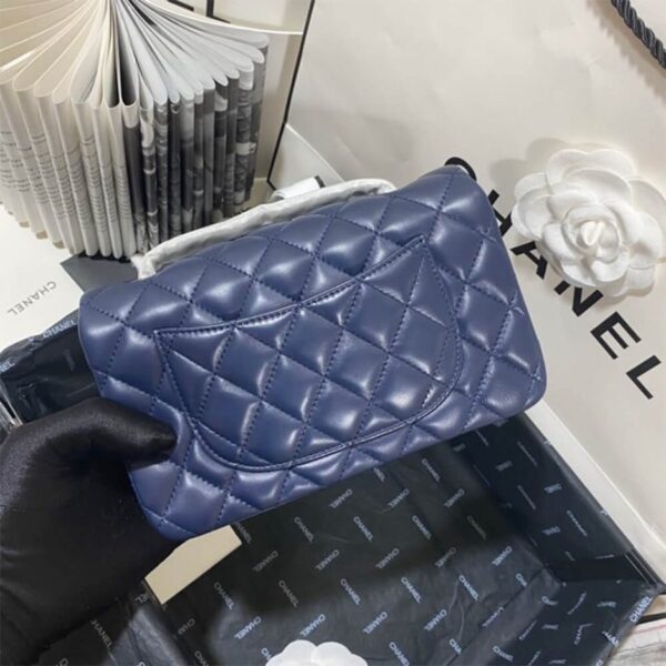 CHANEL MINI FLAP BAG - Image 4