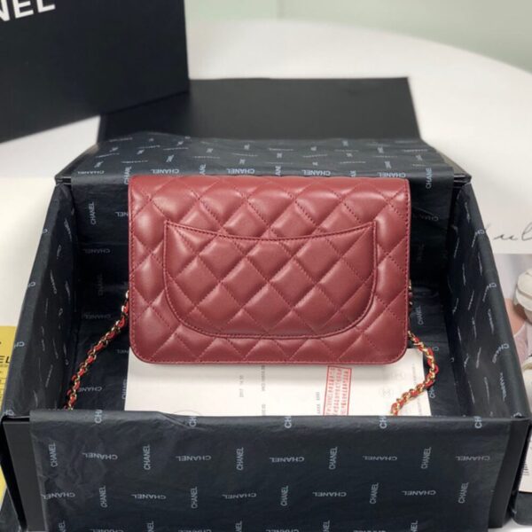 CHANEL WALLET ON CHAIN - Image 4