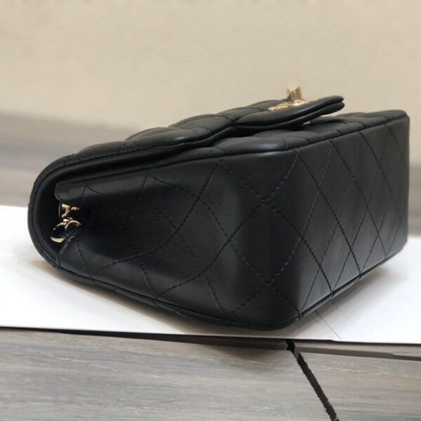 Chanel MINI FLAP BAG - Image 4
