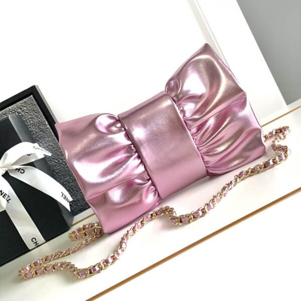 CHANEL Clutch - Image 4