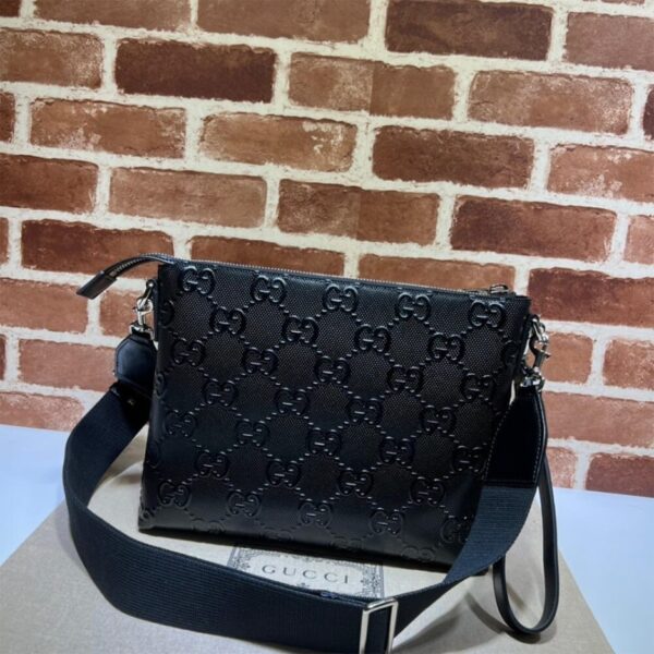 GG embossed medium messenger bag - Image 4