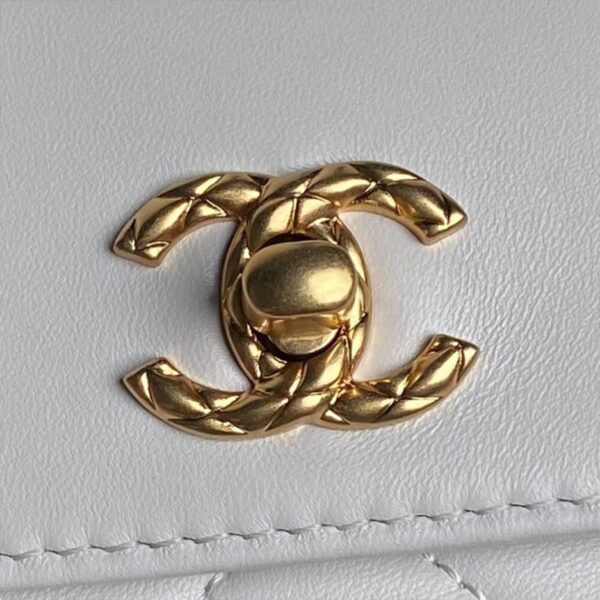 CHANEL Clutch - Image 5