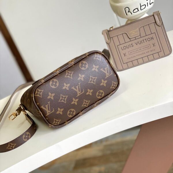 LV Neverfull Bandouliere Inside Out BB - Image 5
