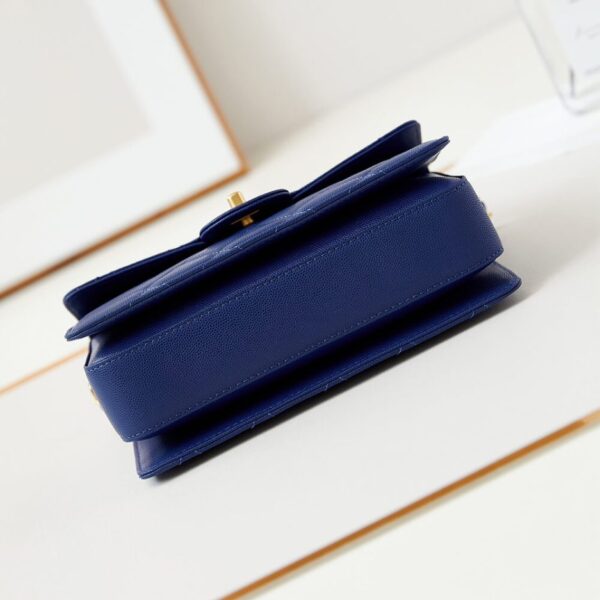 Chanel Large Handbag - Image 5