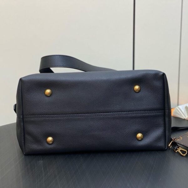 LV Low Key Hobo MM - Image 5