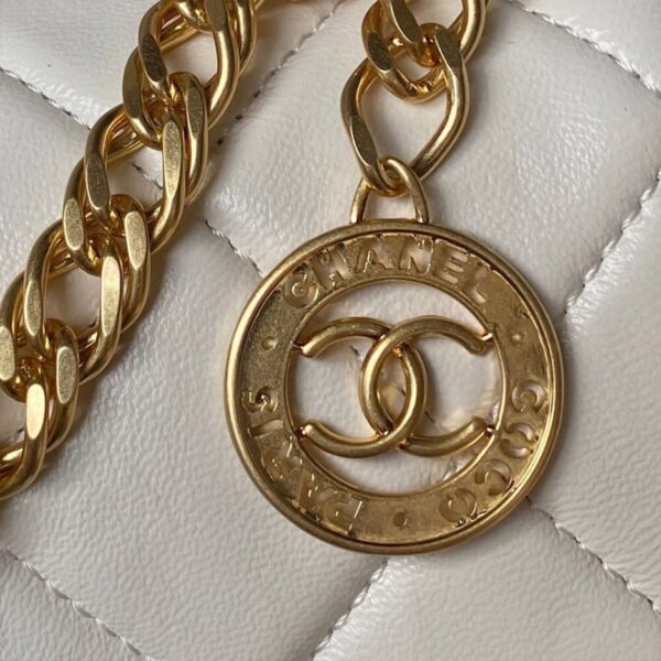Chanel SMALL FLAP BAG - Image 5
