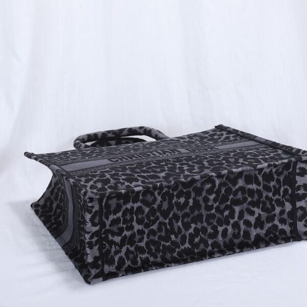 LARGE DIOR BOOK TOTE - Image 5