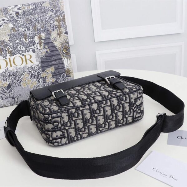 KID’S MESSENGER BAG - Image 5