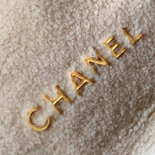 CHANEL 22 MINI HANDBAG - Image 6