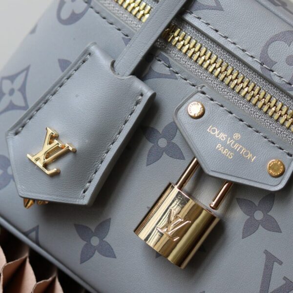 LV Vanity Chain Pouch - Image 6