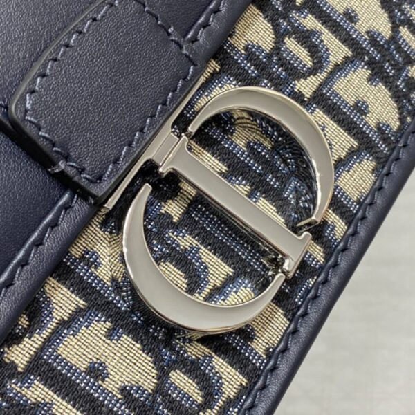 Dior 30 Montaigne East-West Bag with Chain - Image 6