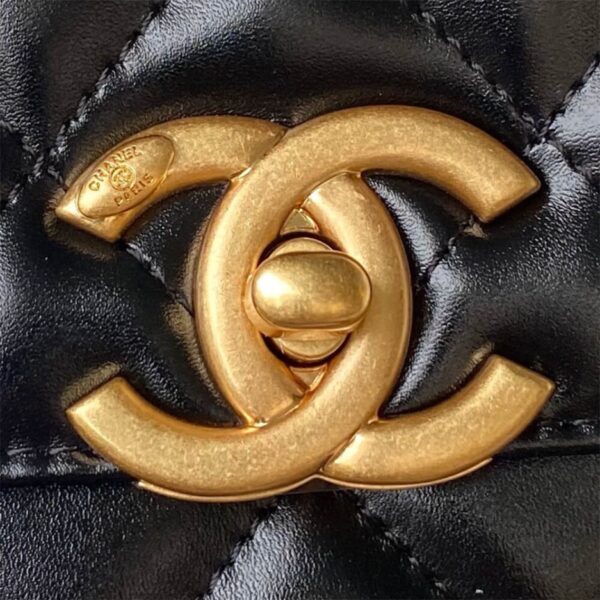 CHANEL SMALL FLAP - Image 6