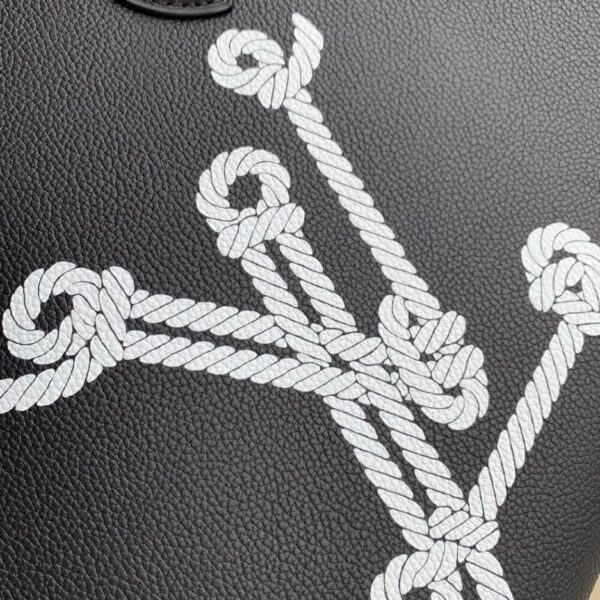 LV OnTheGo MM - Image 6