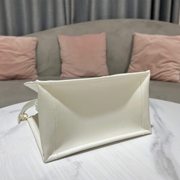 SMALL DIOR ESSENTIAL TOTE BAG - Image 6