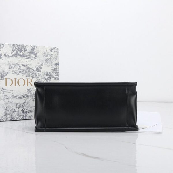 SMALL DIOR ESSENTIAL TOTE BAG - Image 6