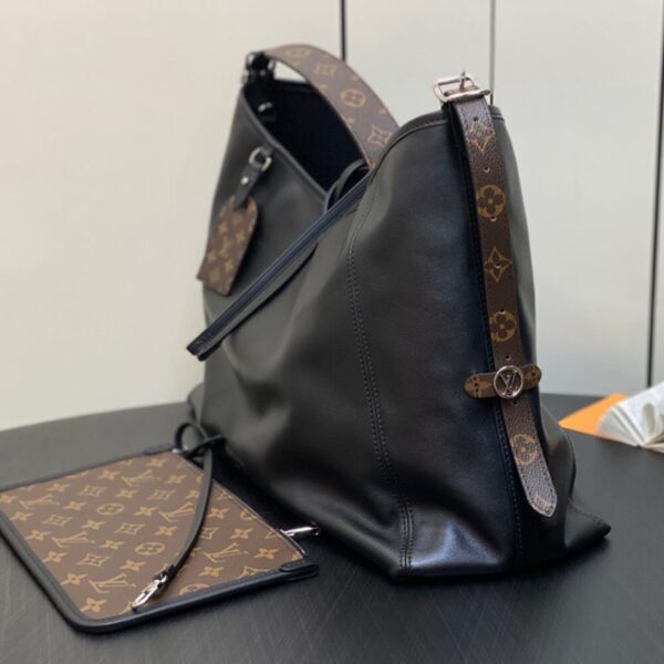 LV CarryAll MM - Image 6