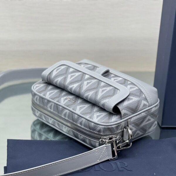 DIOR HIT THE ROAD MESSENGER POUCH - Image 6