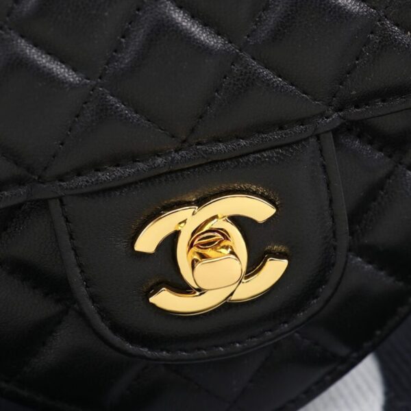 Chanel 22s Heart Bag - Image 6