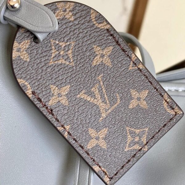 LV CarryAll MM - Image 6