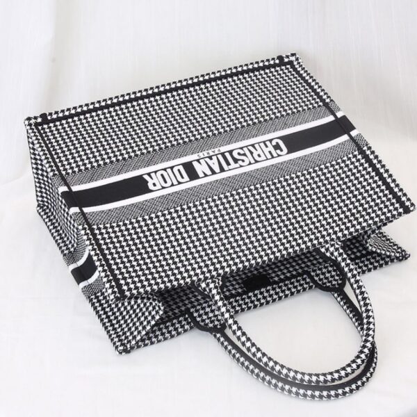 LARGE DIOR BOOK TOTE - Image 6