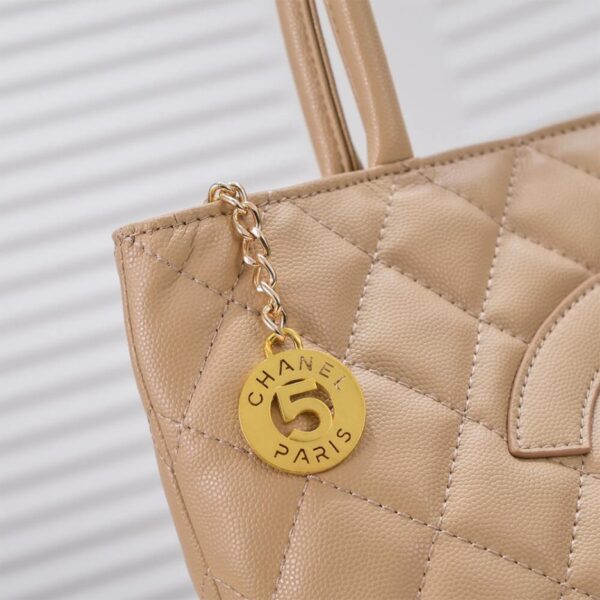 CHANEL Medallion Tote Bag - Image 6