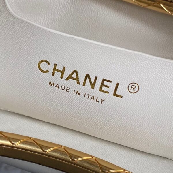 CHANEL Clutch - Image 7