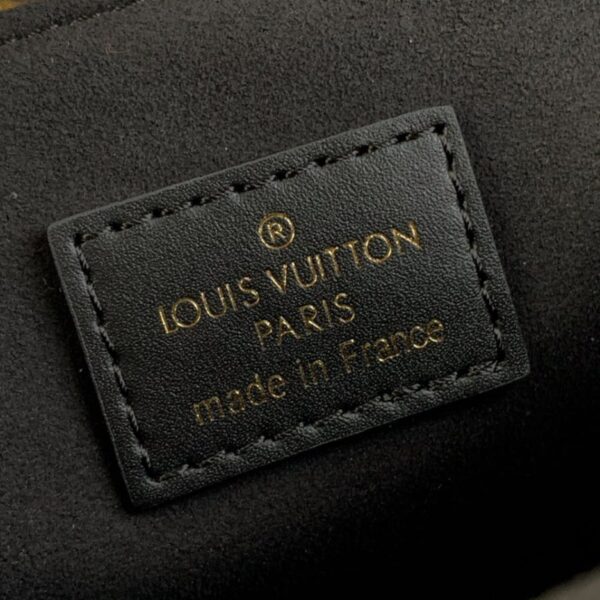 LV Pochette Metis Backpack - Image 7