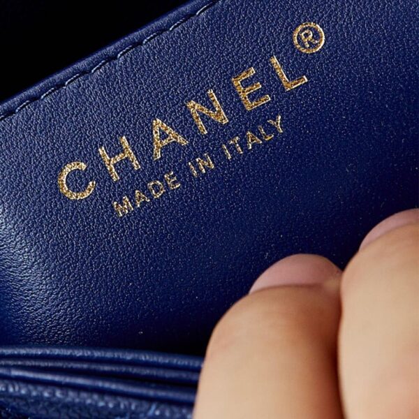 Chanel Large Handbag - Image 7