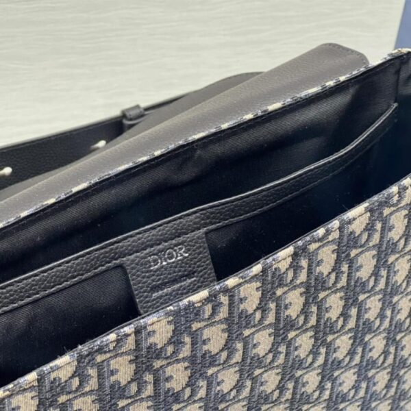 SADDLE MESSENGER BAG - Image 7
