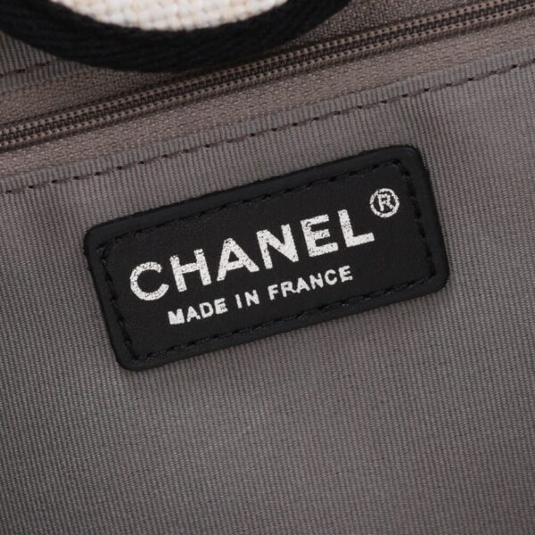 CHANEL Woven Straw Raffia Striped Medium Deauville Tote - Image 7