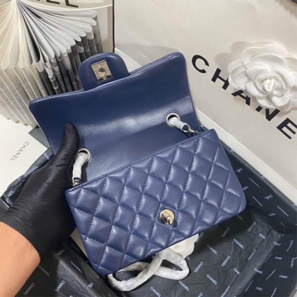 CHANEL MINI FLAP BAG - Image 7