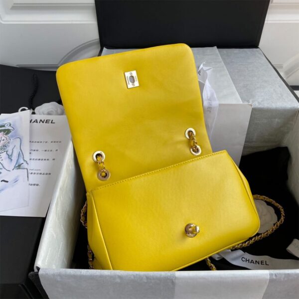 CHANEL Flap Bag - Image 7