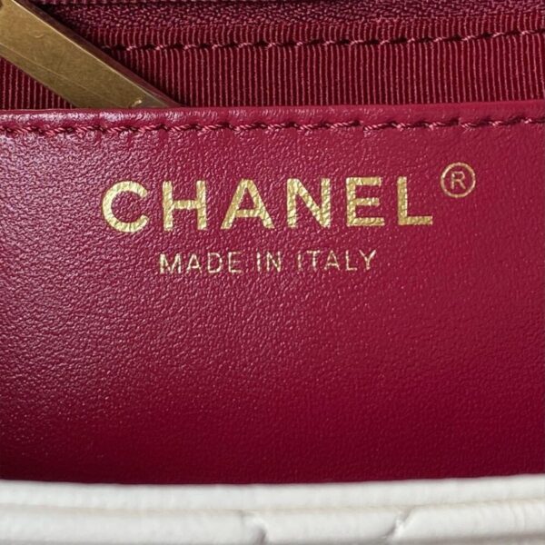 Chanel SMALL FLAP BAG - Image 7