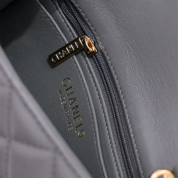 Chanel MINI FLAP BAG - Image 7