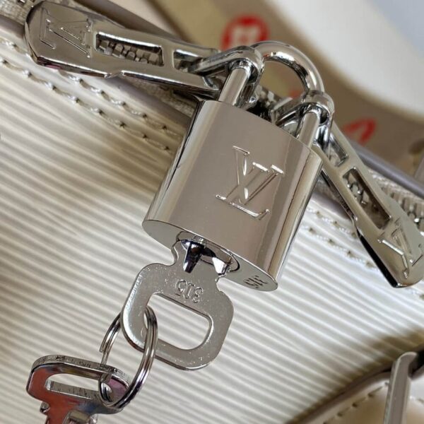 LV Alma BB - Image 7